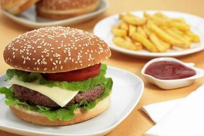 投資美國漢堡王 加盟費(fèi)與50萬快餐店可行性分析